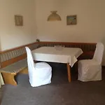 Appartement Haus Riedl *